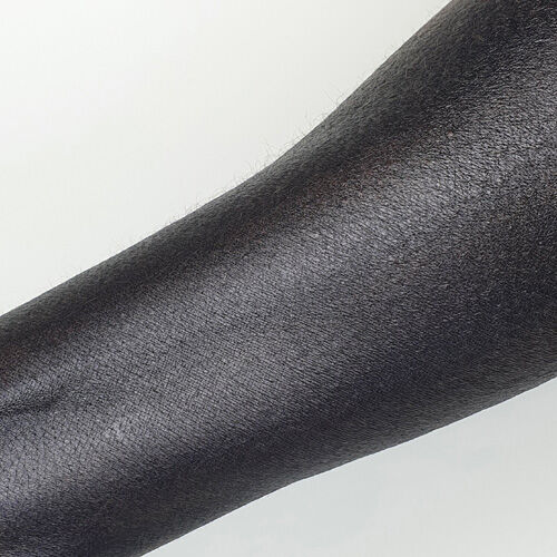 Maquillaje en crema brillante 2,5ml 710 negro