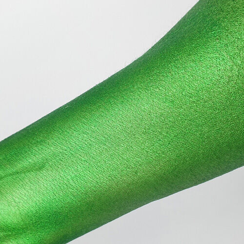 Maquillaje en crema brillante 2,5ml 740 verde